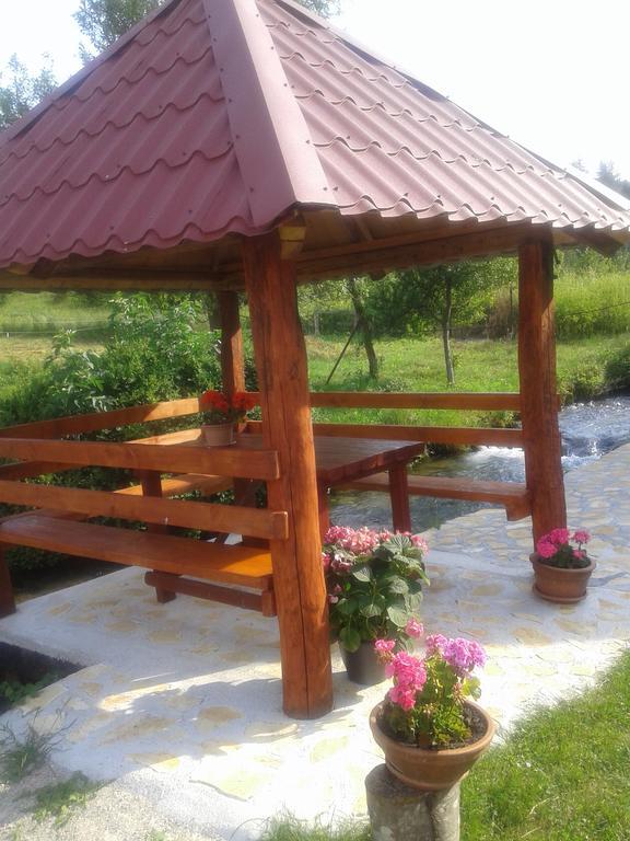 Guest House Mila Plitvicki Ljeskovac Luaran gambar